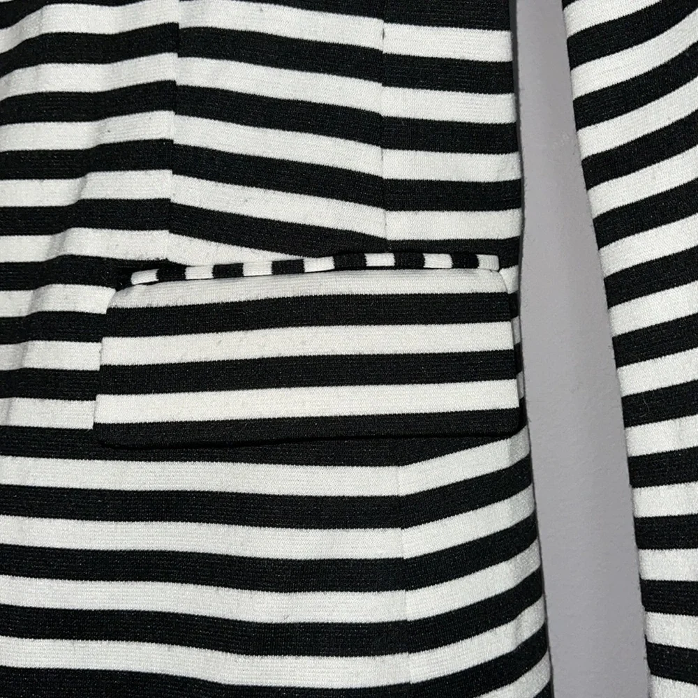Blk/Wht Striped Cotton Blazer - Picture 4 of 5